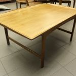 916 6419 COFFEE TABLE